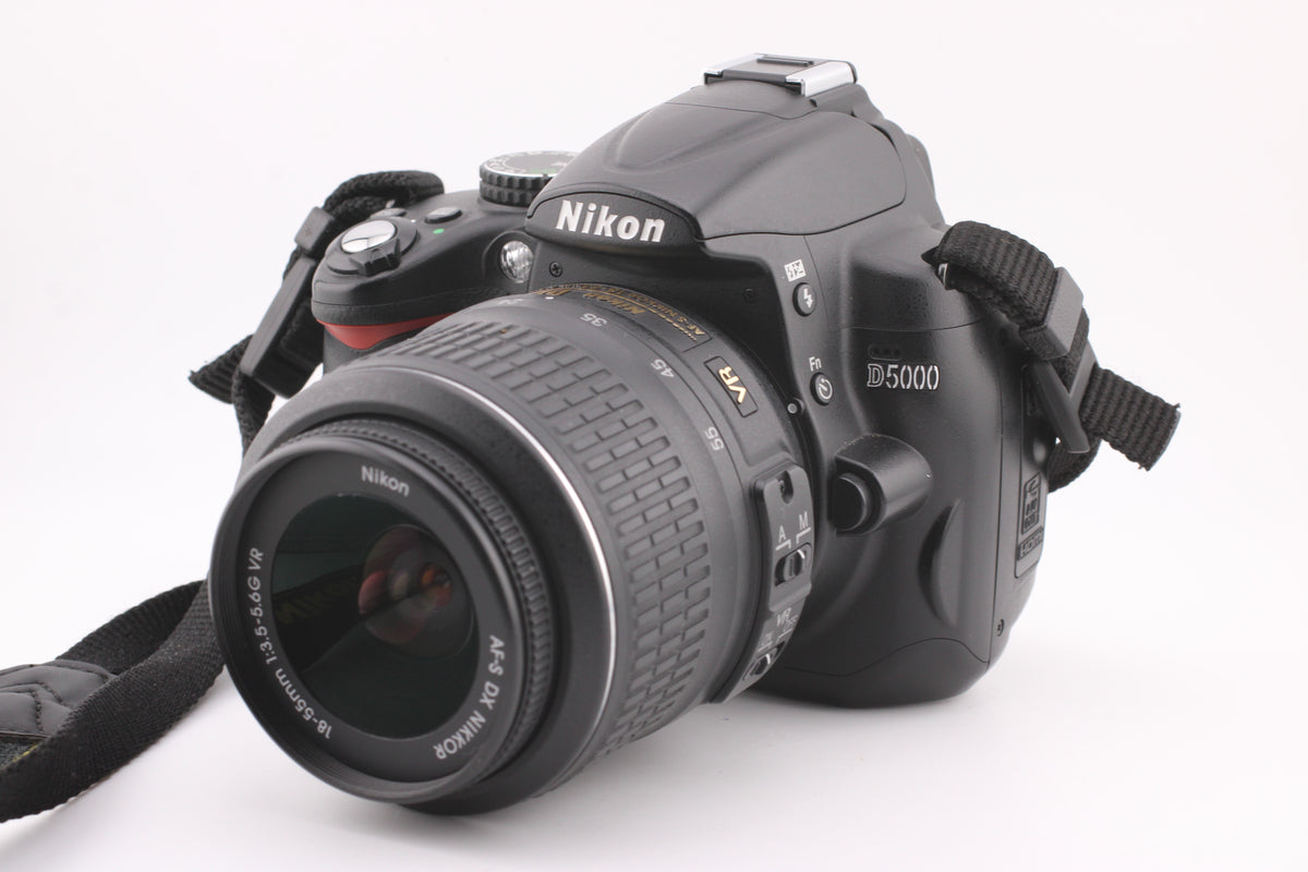Nikon D5000 + 18-55mm Lens (#5027)