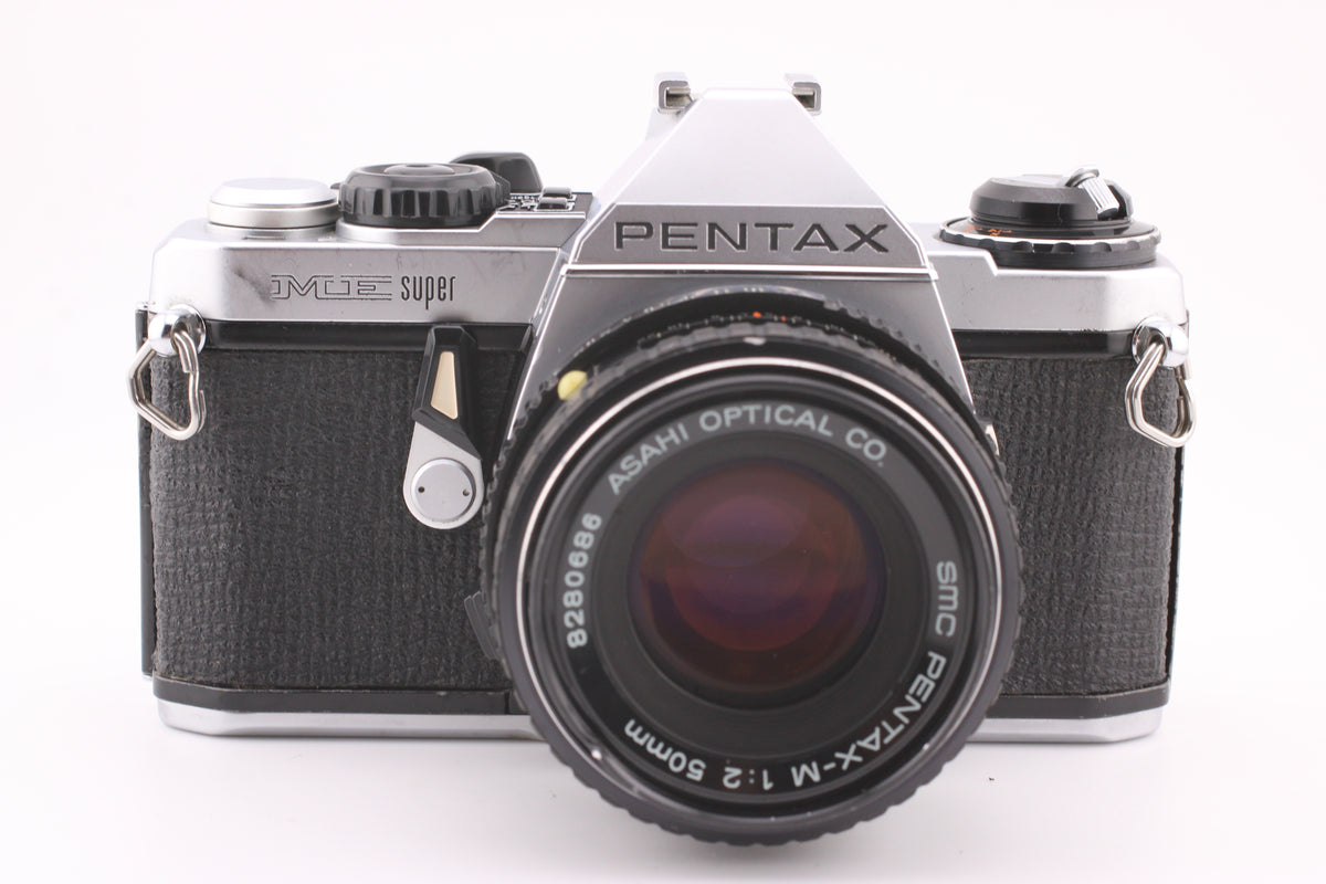 Pentax ME Super + 50mm f2 (#5204)