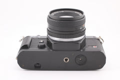 Yashica FX-3 Super 2000 + 50mm f1.9 (#5280)