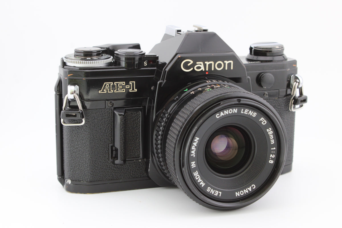 Canon AE-1 + 28mm f2.8 (#3806)
