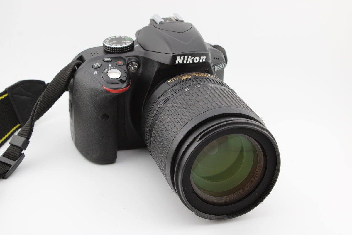 Nikon D3300 + 18-105mm f3.5-5.6 (#4068)