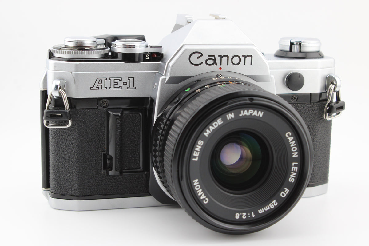 Canon AE-1 + 28mm f2.8 (#4340)