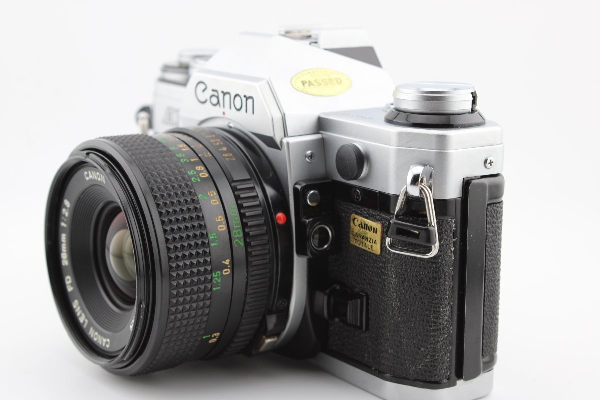 Canon AE - 1 + 28mm f2.8 (4464) - Canon