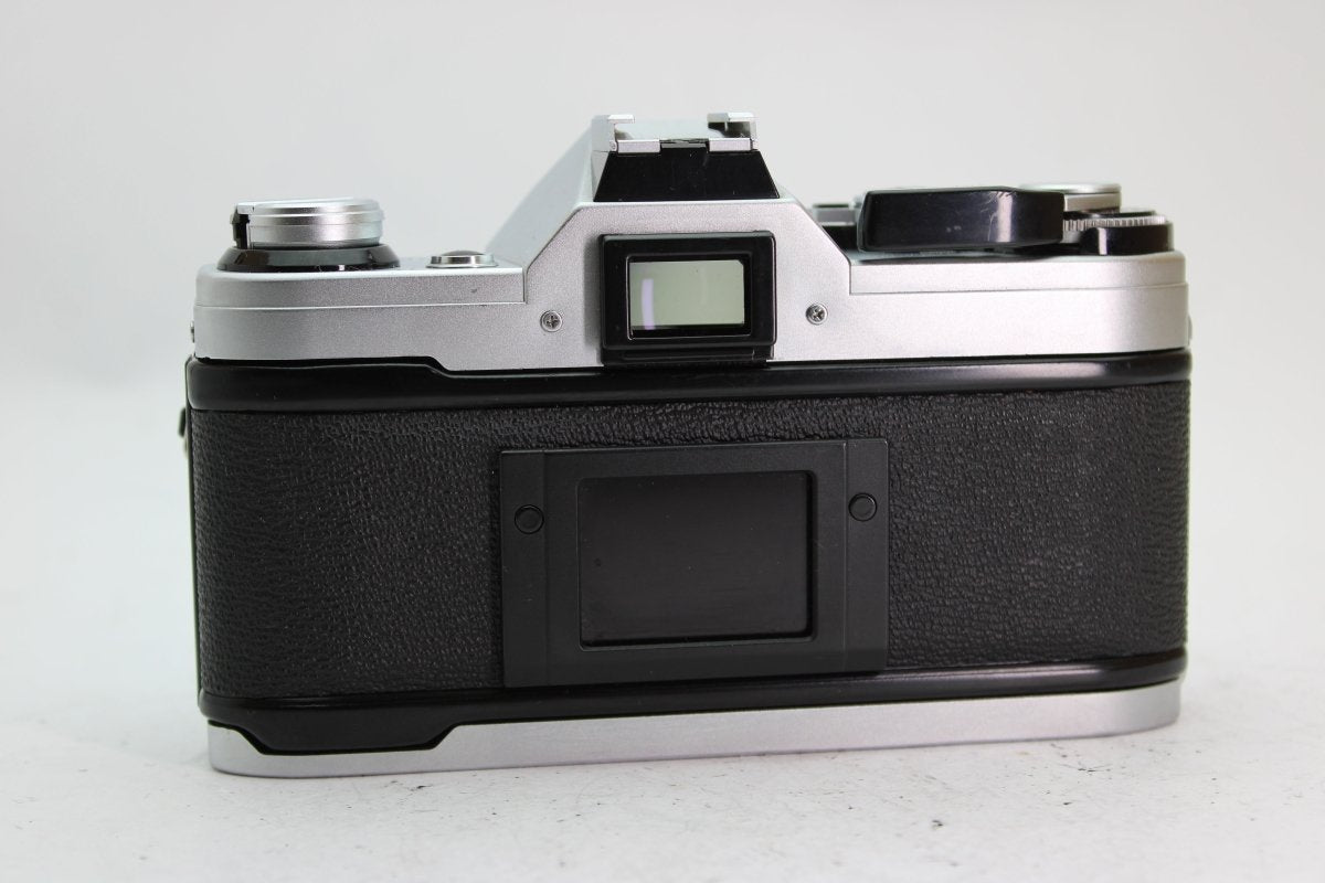 Canon AE-1 + 50mm f1.8 - Canon