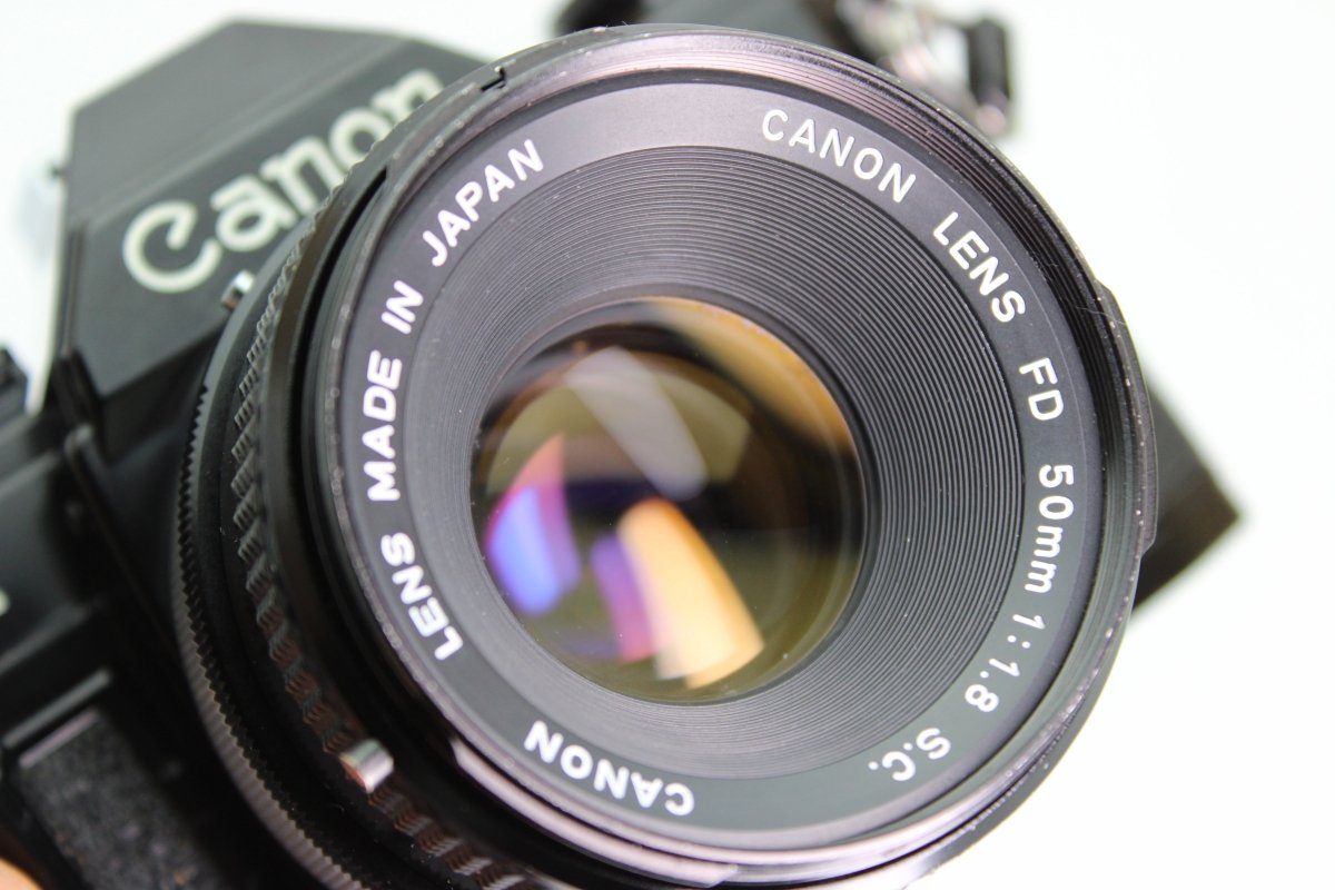 Canon AE - 1 + 50mm f1.8 (#3102) - Canon