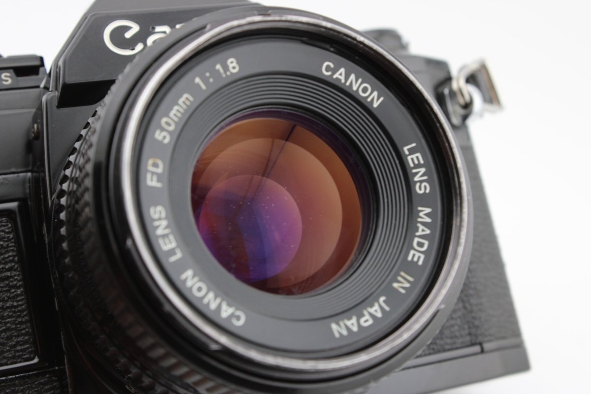 Canon AE - 1 + 50mm f1.8 (4113) - Canon