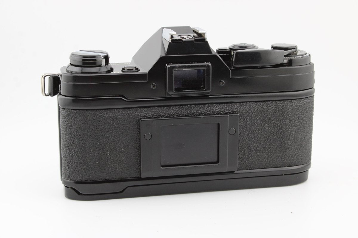 Canon AE - 1 + 50mm f1.8 (4113) - Canon