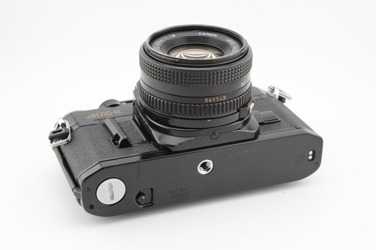 Canon AE - 1 + 50mm f1.8 (4113) - Canon