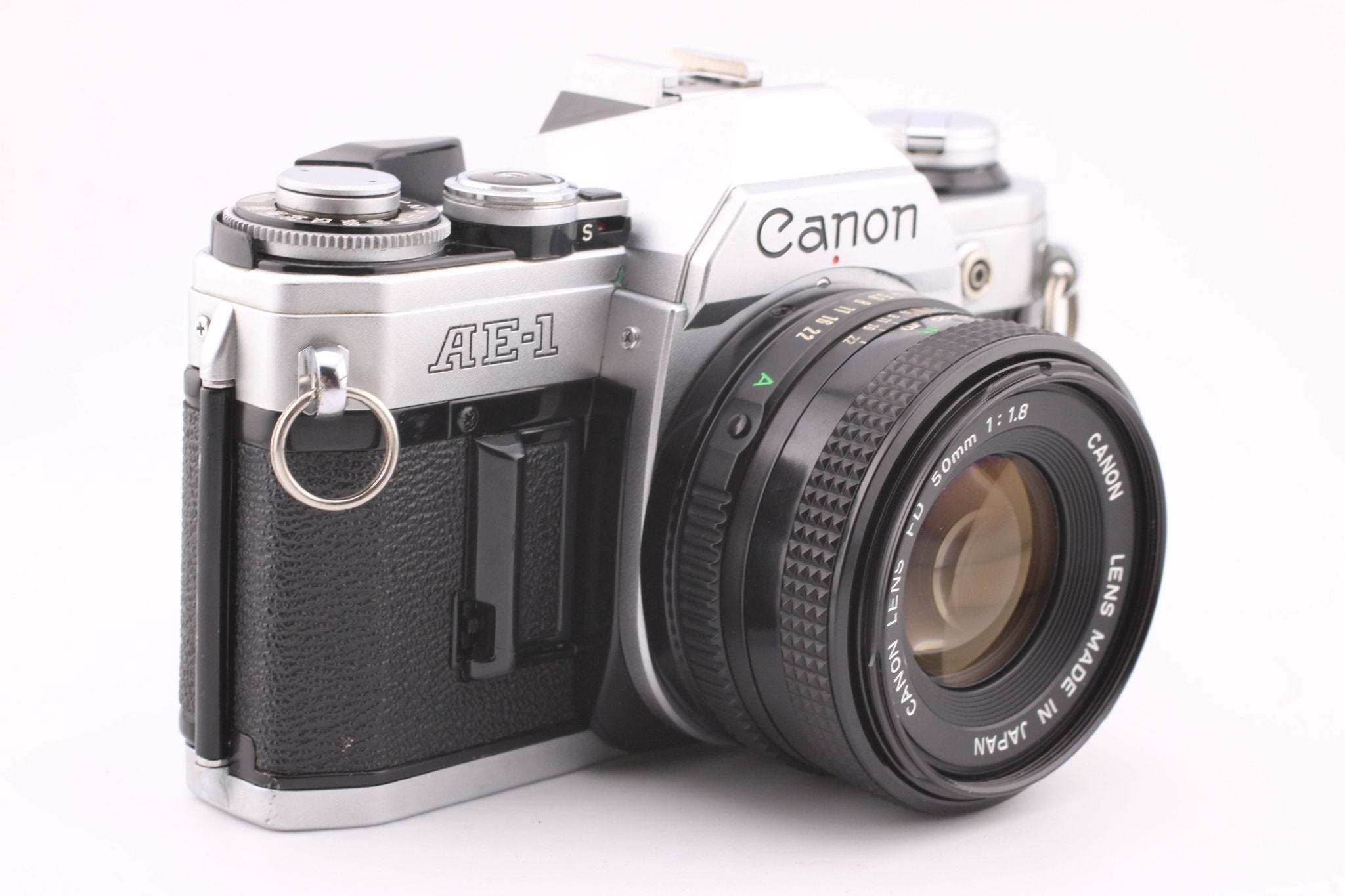 Canon AE - 1 + 50mm f1.8 (5173) - Canon