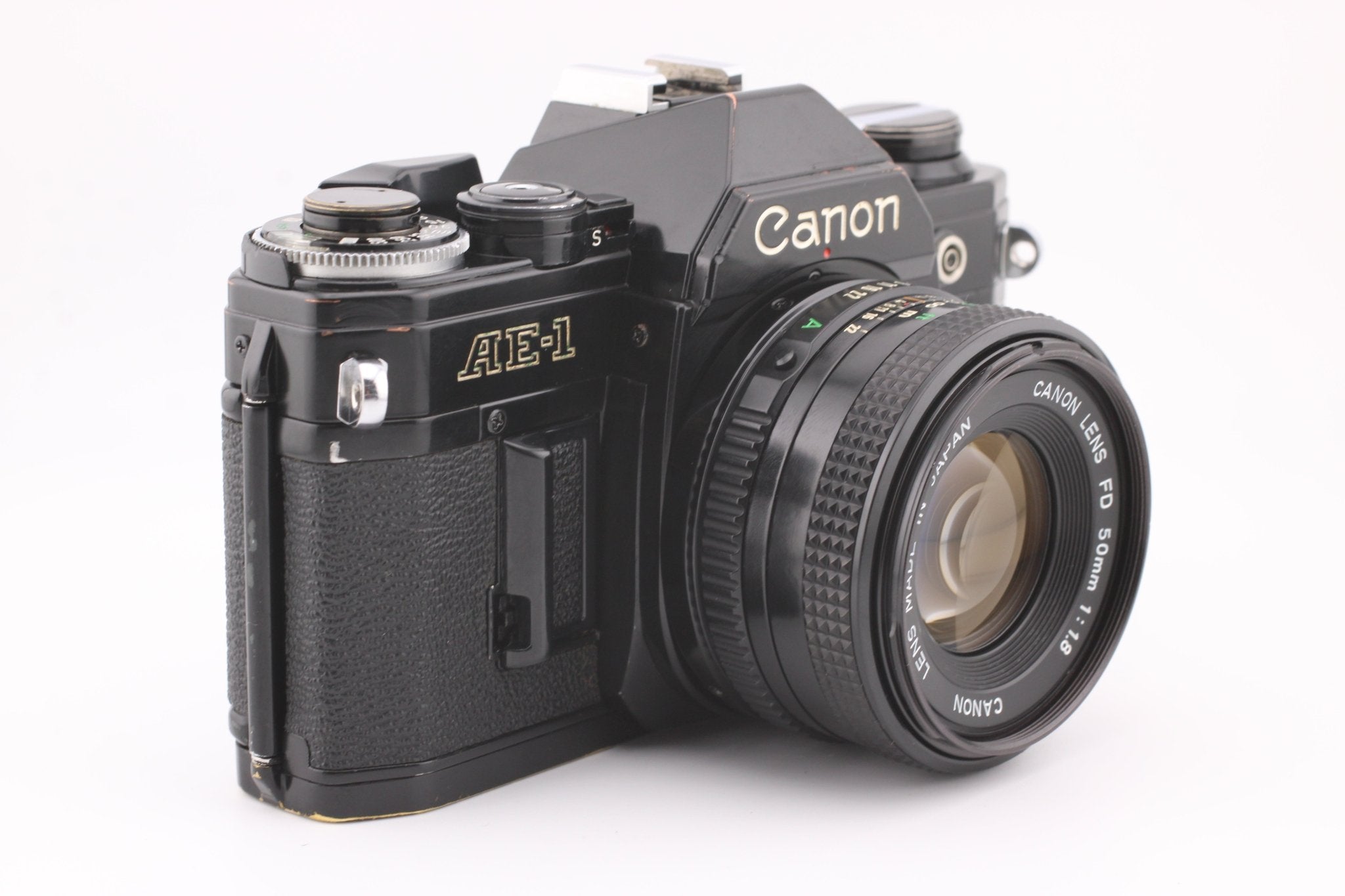 Canon AE-1 + 50mm f1.8 (5353) - Canon