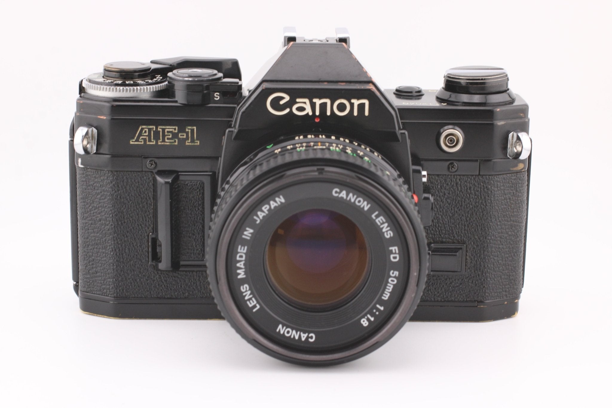 Canon AE-1 + 50mm f1.8 (5353) - Canon