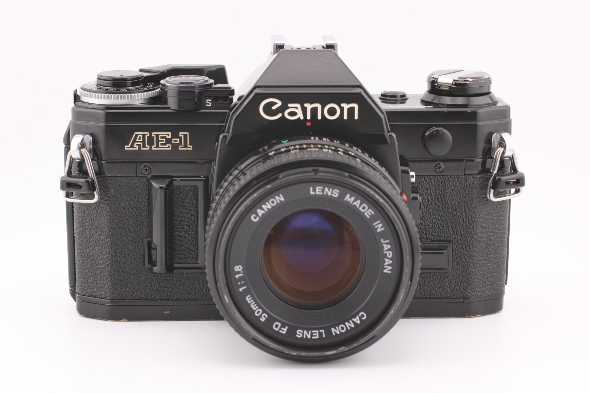 Canon AE-1 + 50mm f1.8 (5354) - Canon