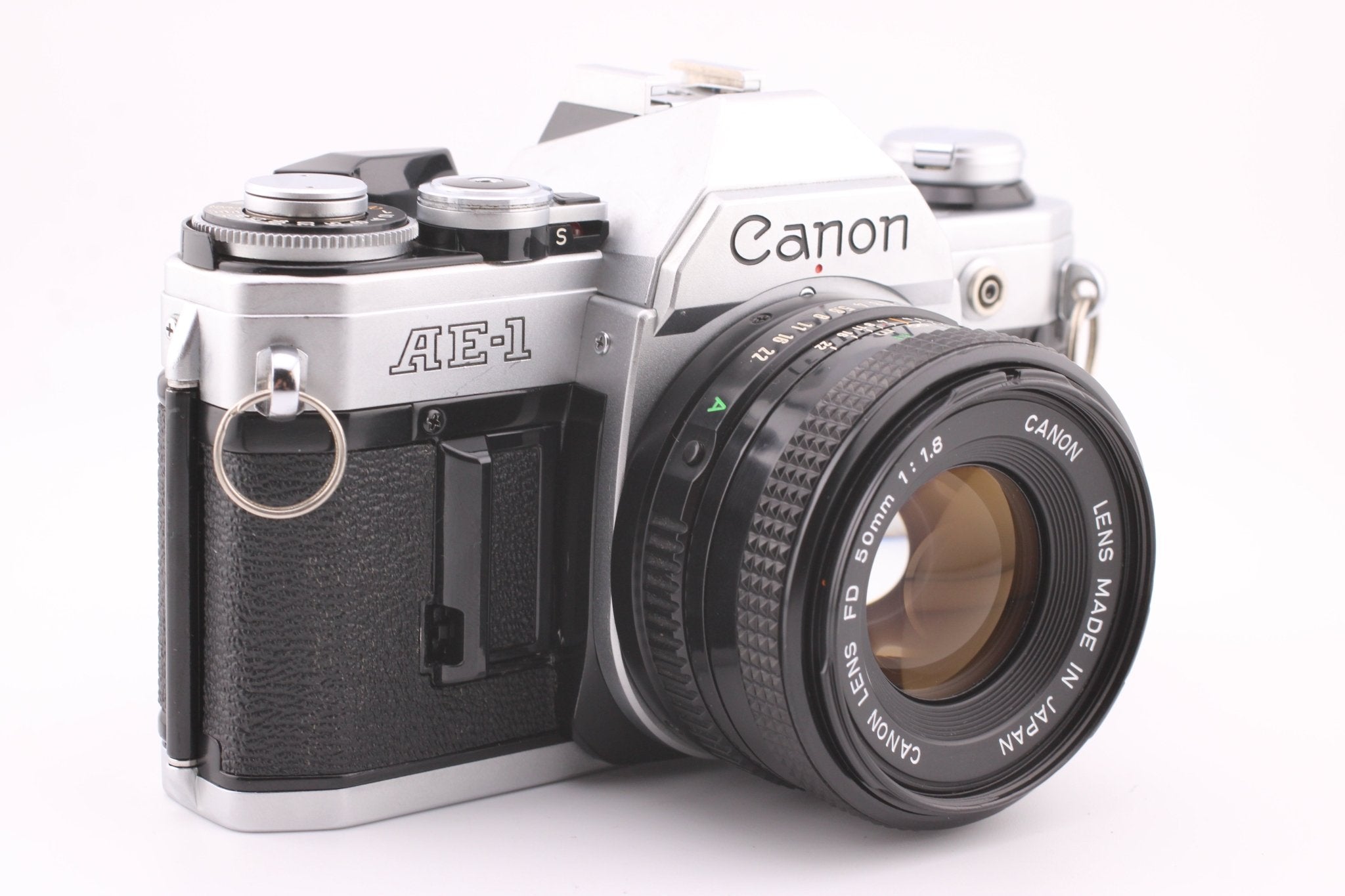 Canon AE-1 + 50mm f1.8 (5360) - Canon