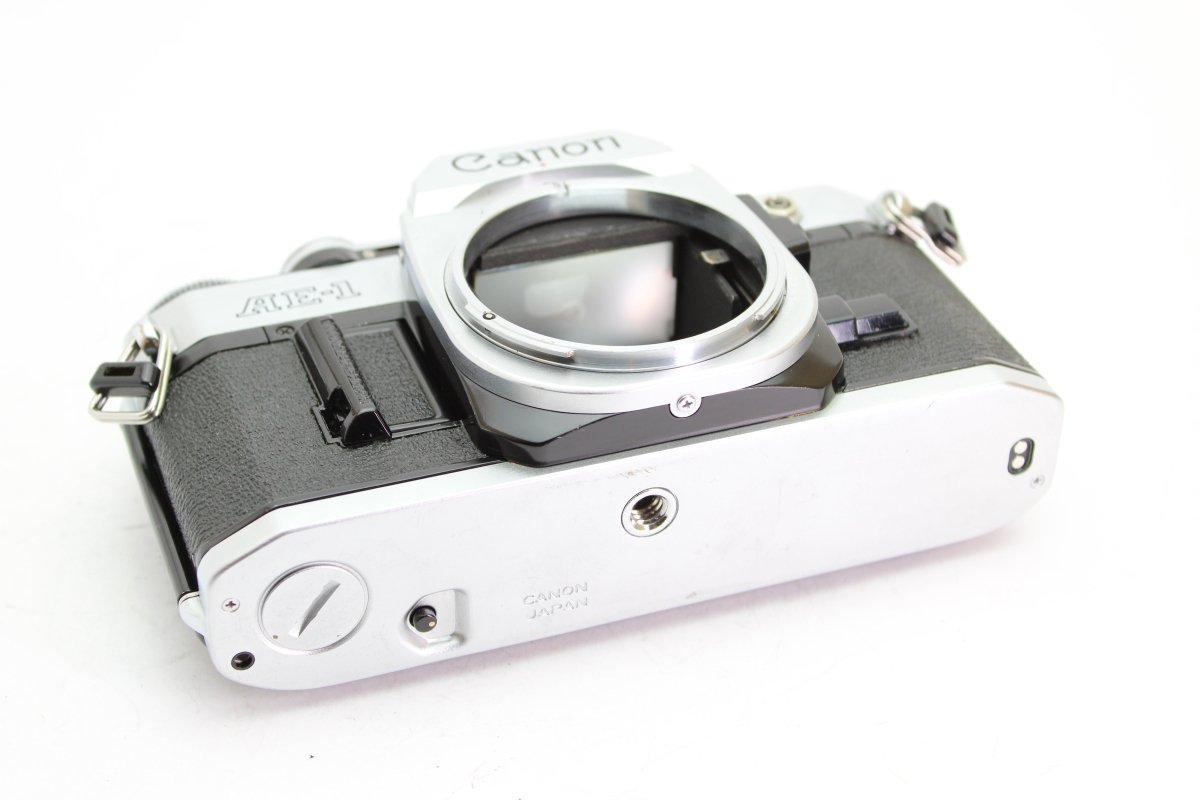 Canon AE - 1 Chrome Body (#3530) - Canon