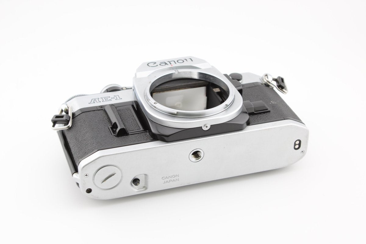 Canon AE - 1 Chrome Body (#3673) - Canon