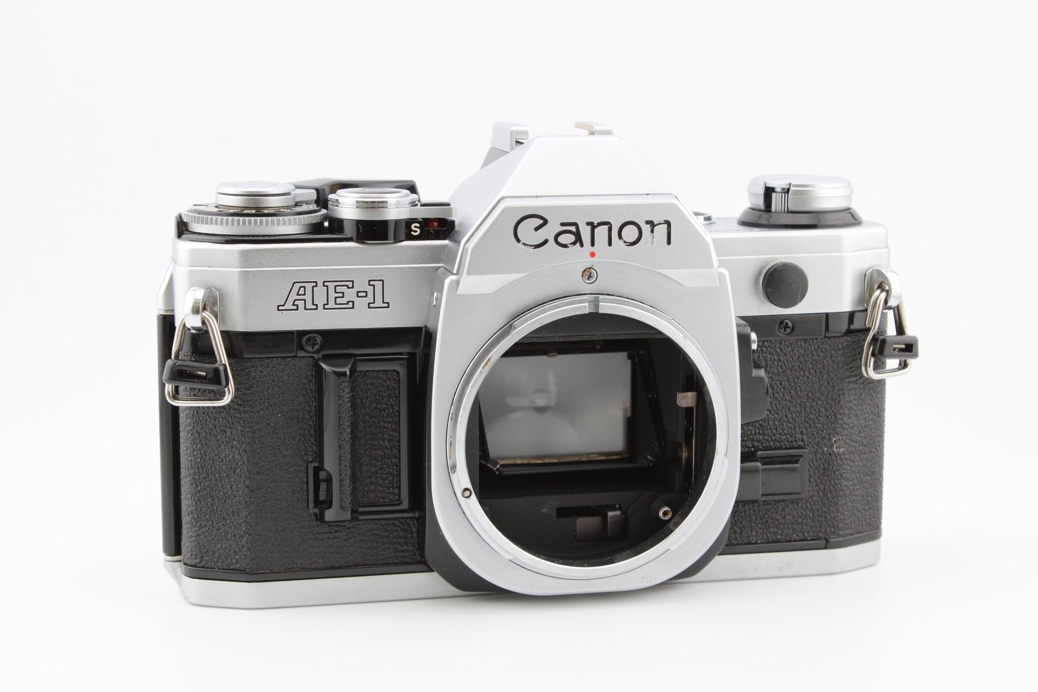 Canon AE - 1 Chrome Body (3673) - Canon