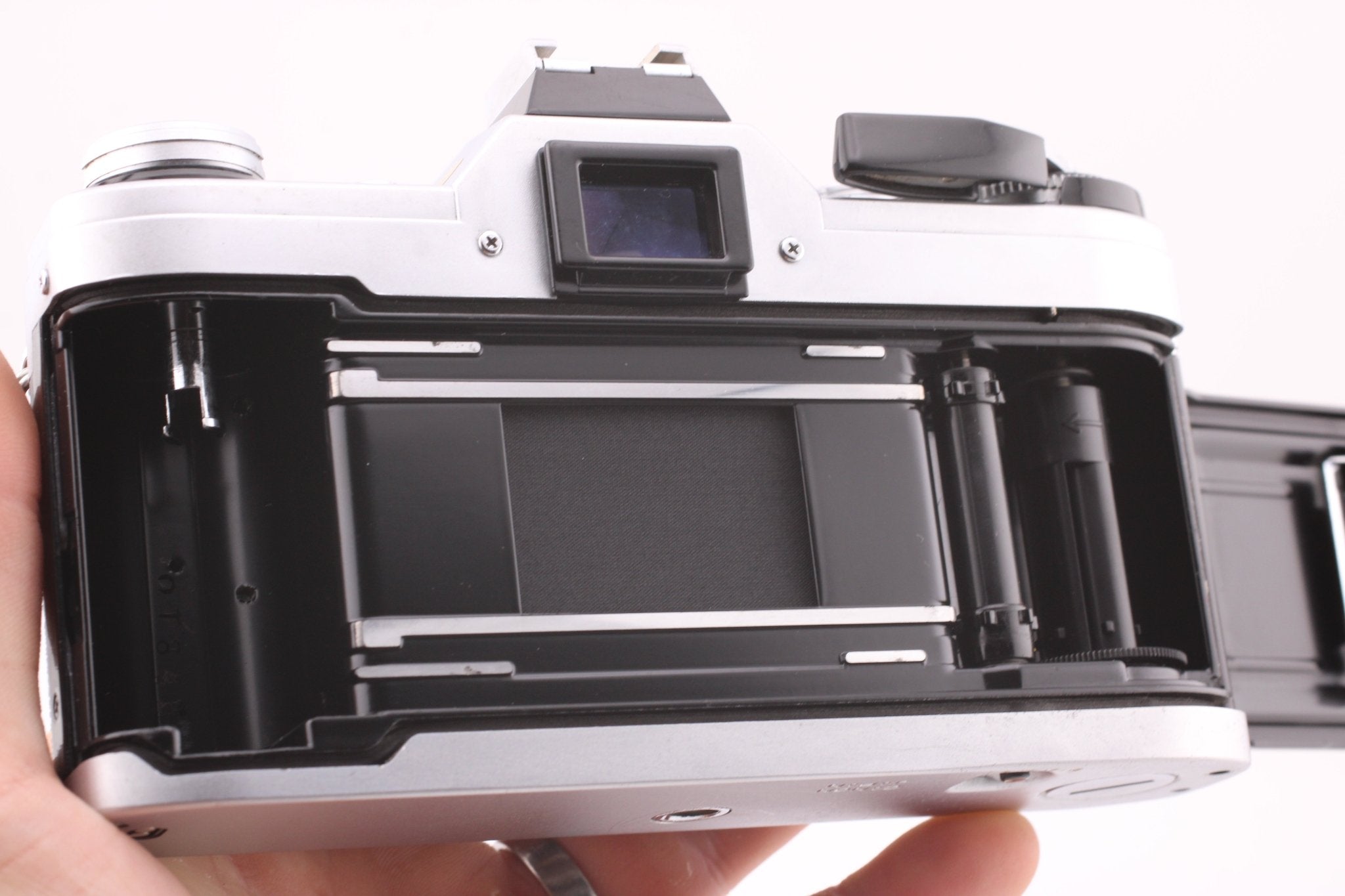 Canon AE - 1 Chrome Body (5178) - Canon
