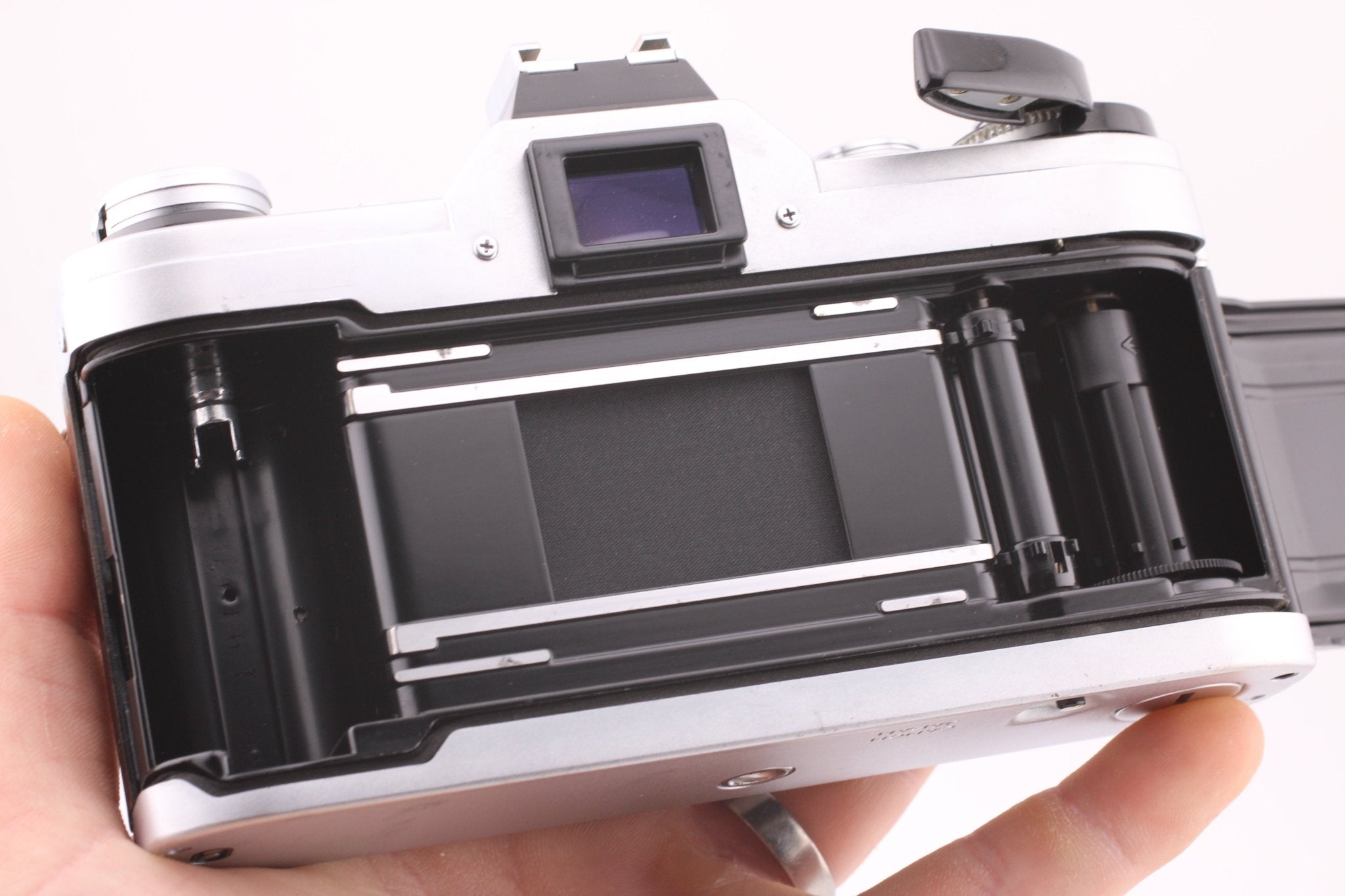 Canon AE-1 Chrome Body (5259) - Canon
