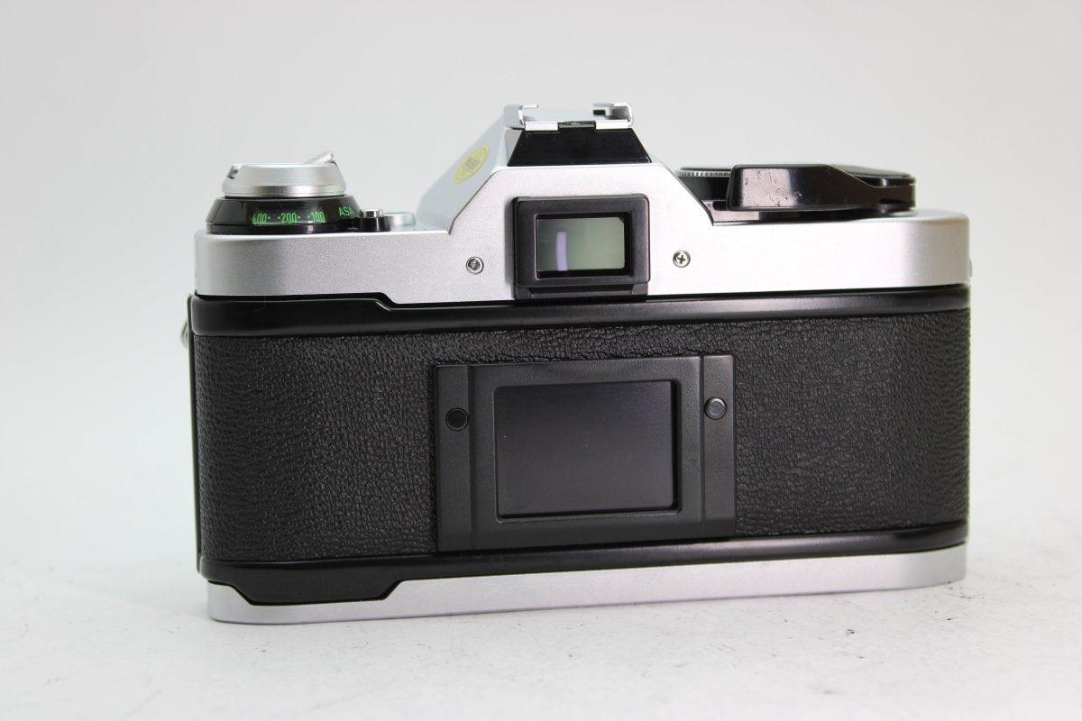 Canon AE-1 Program + 28mm f2.8 - Canon