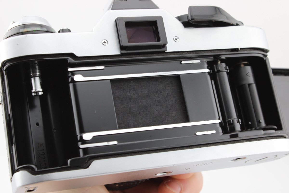 Canon AE - 1 Program + 50mm f1.8 (4426) - Canon