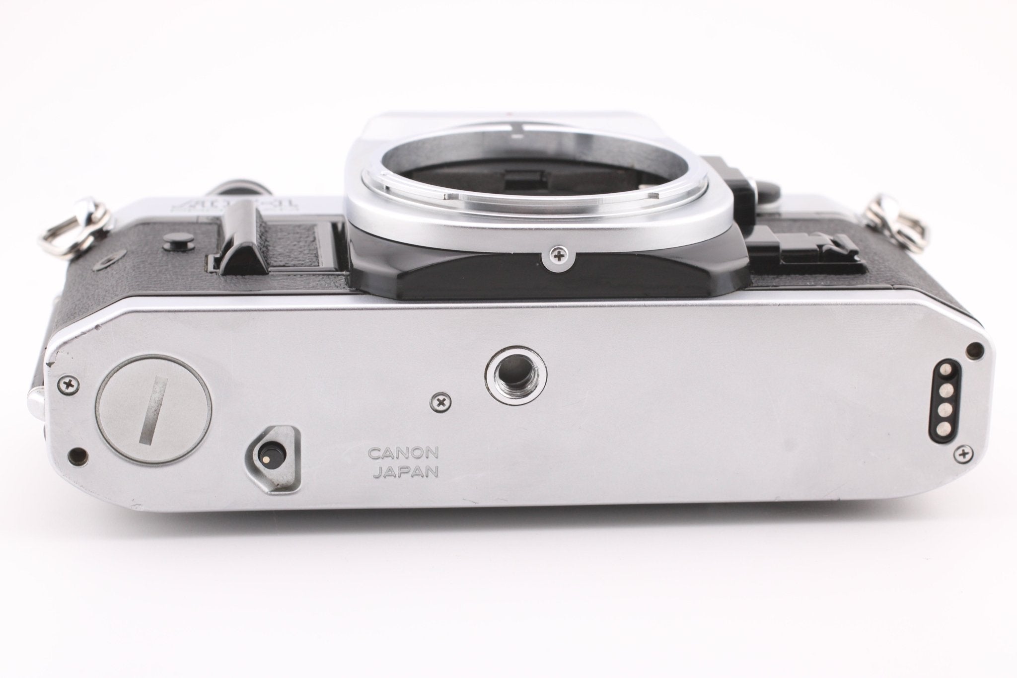 Canon AE - 1 Program Body (5220) - Canon