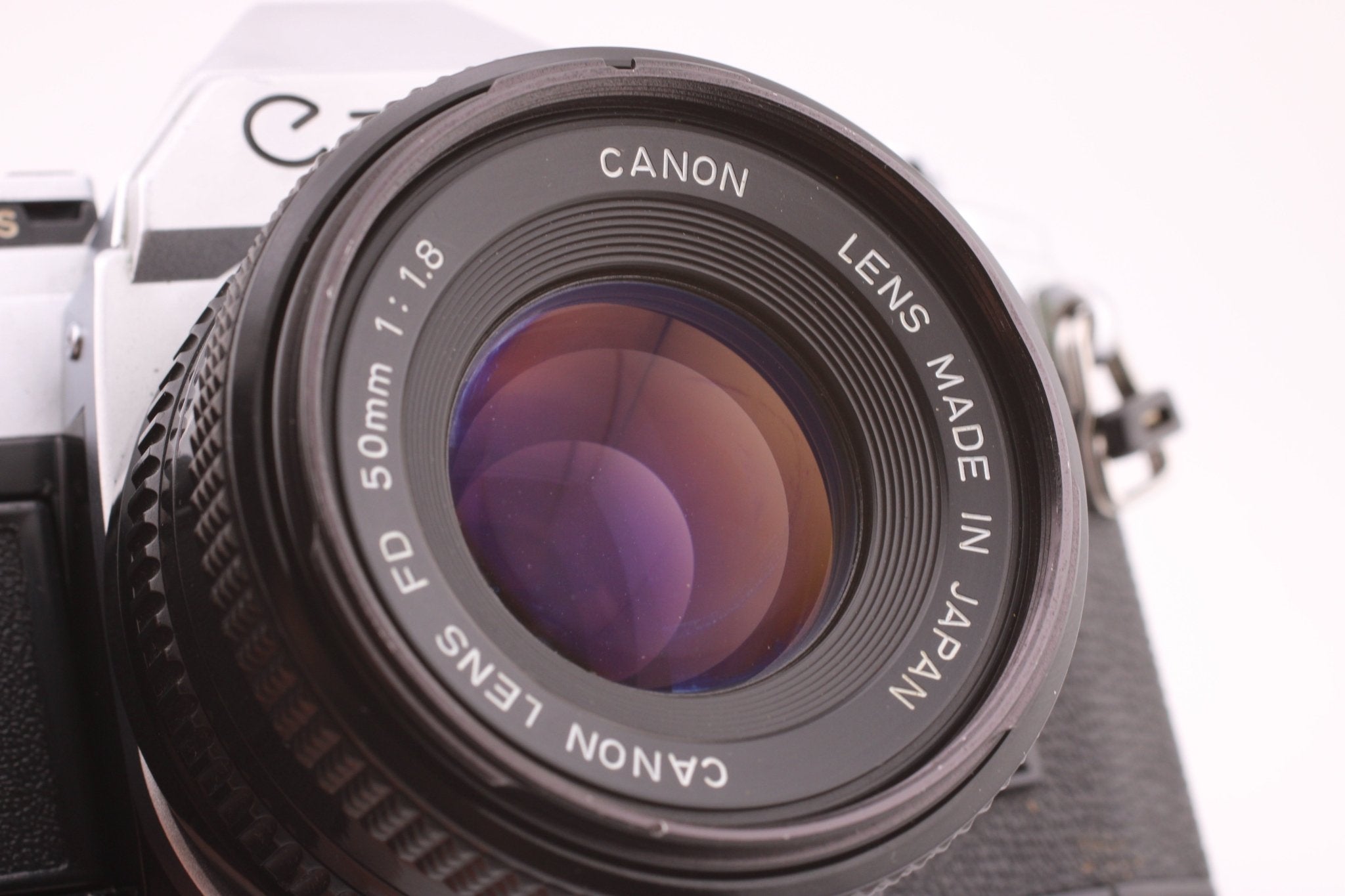 Canon AT - 1 + 50mm f1.8 (5206) - Canon