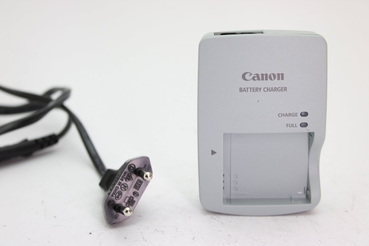 Canon Digital IXUS 85 IS (#2538) - Canon