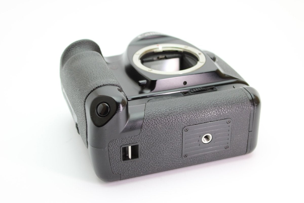 Canon EOS - 1 N Body (#3023) - Canon