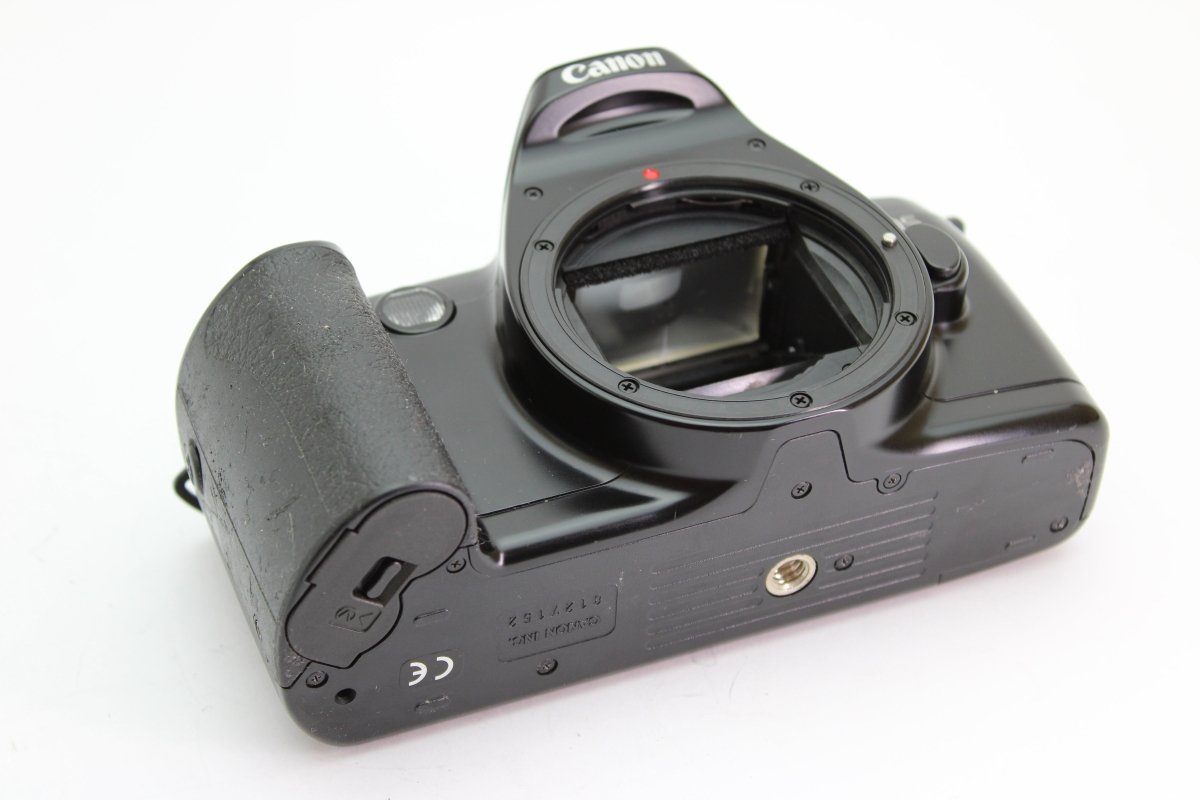 Canon EOS 500 Body (#3071) - Canon