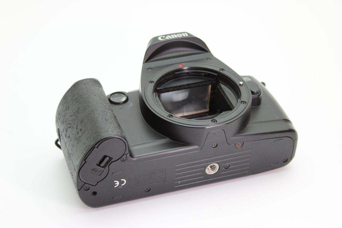 Canon EOS 5000 Body (#3017) - Canon