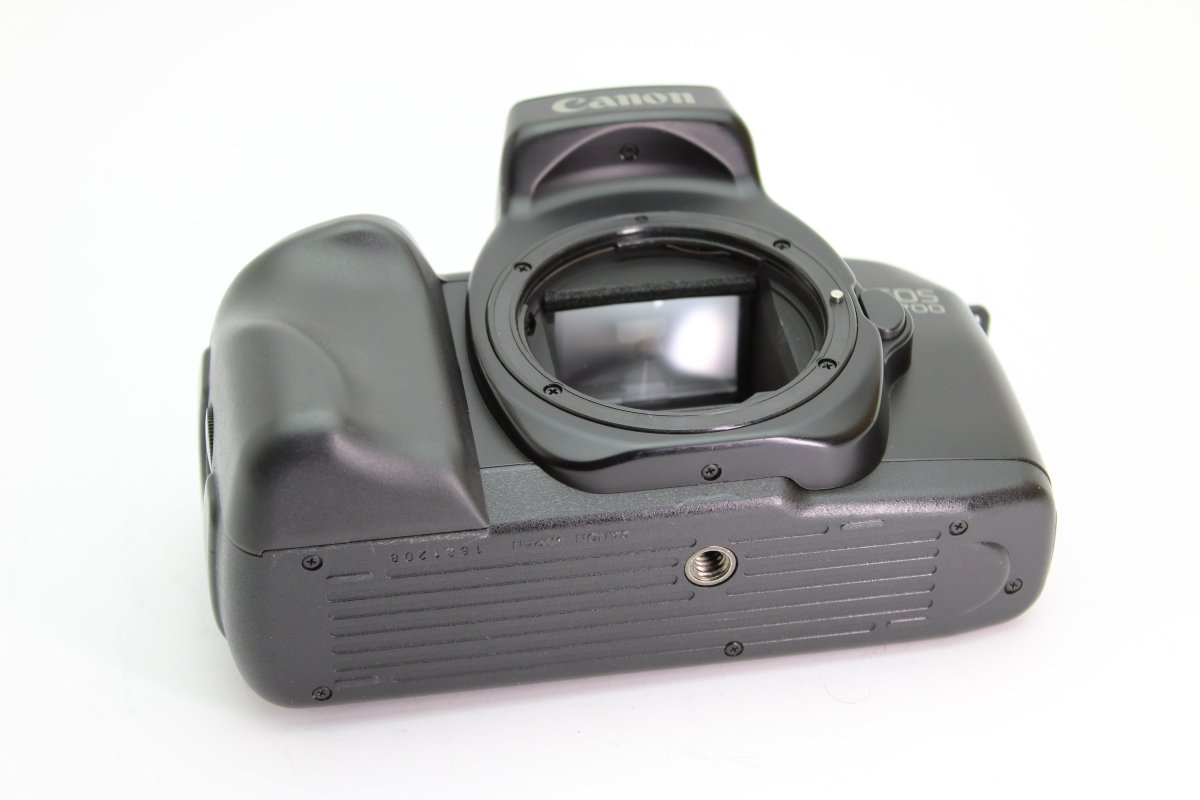 Canon EOS 700 Body (#3112) - Canon