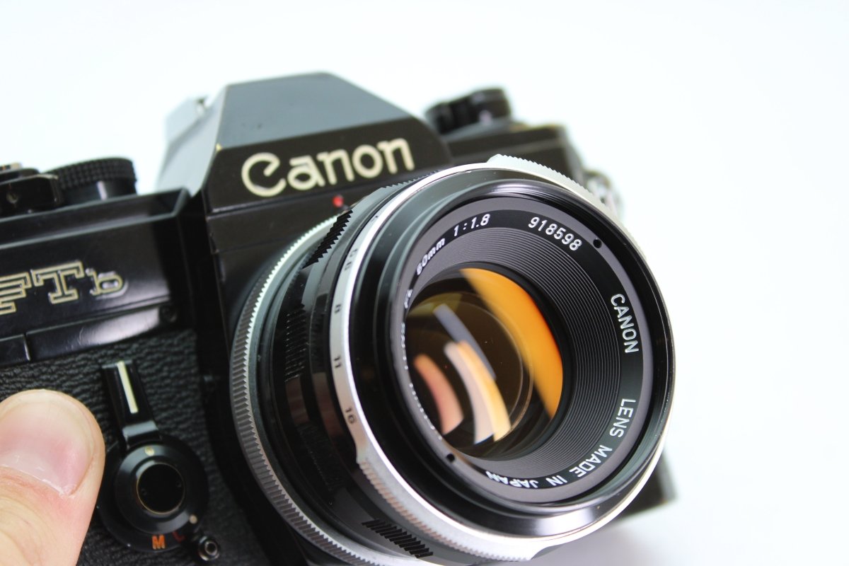 Canon FTb + 50mm f1.8 (#2848) - Canon