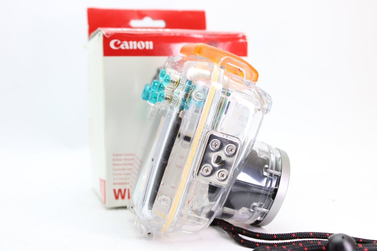 Canon WP-DC12 Waterproof case for Canon PowerShot A570 IS - Canon