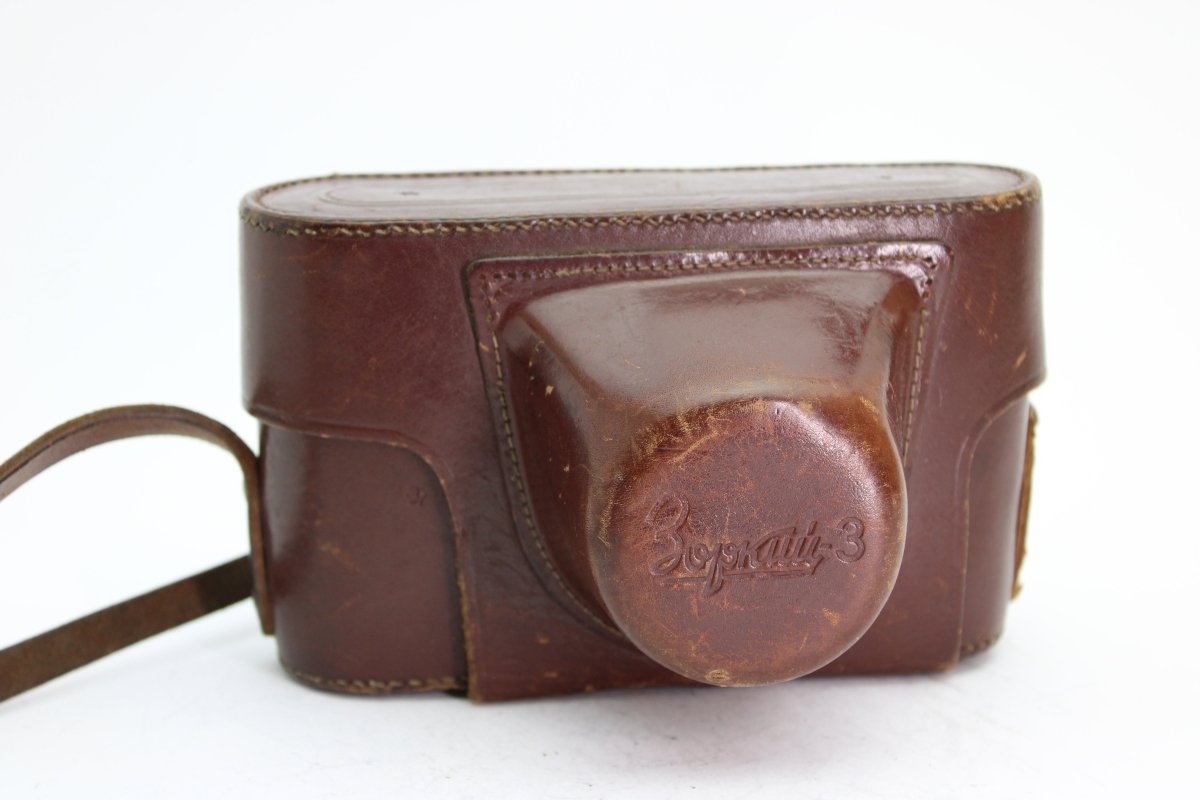 FED - 2 USSR Dark Red + Industar - 50 50mm f3.5 (#3367) - FED