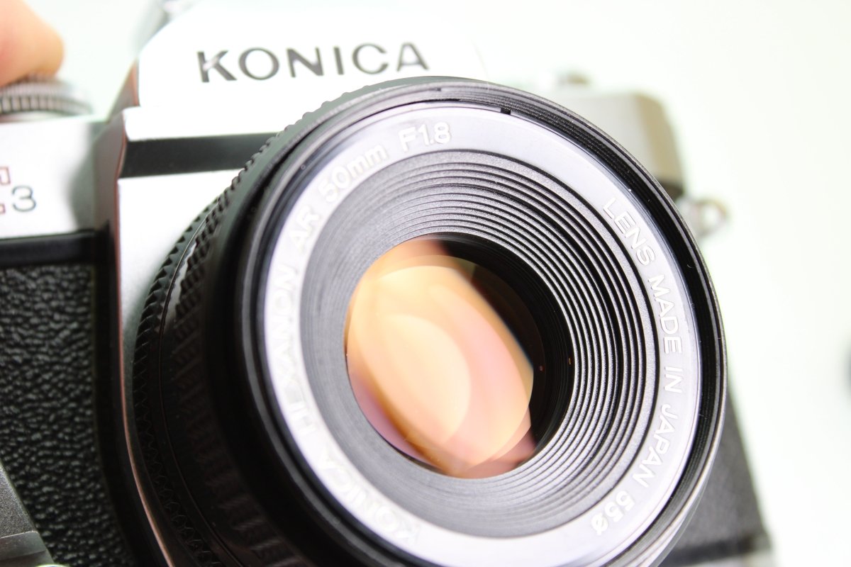 Konica Autoreflex T - 3 + 50mm f1.8 + 28mm f3.5 (#3370) - Konica