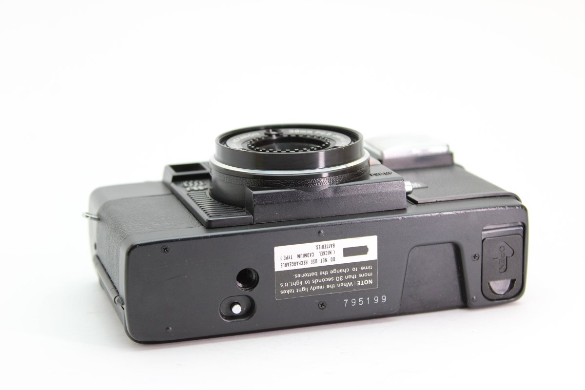 Konica C35 AF (#2376) - Konica