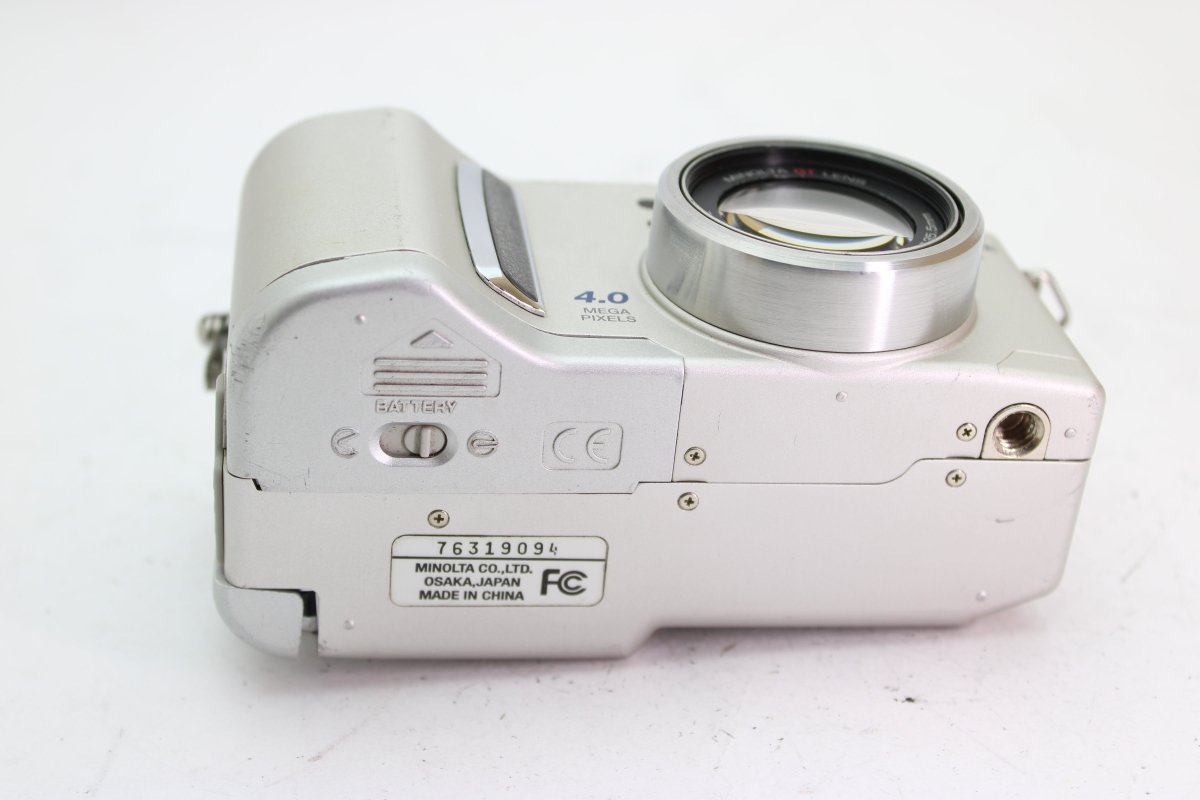 Minolta DiMage S414 (#2248) - Minolta