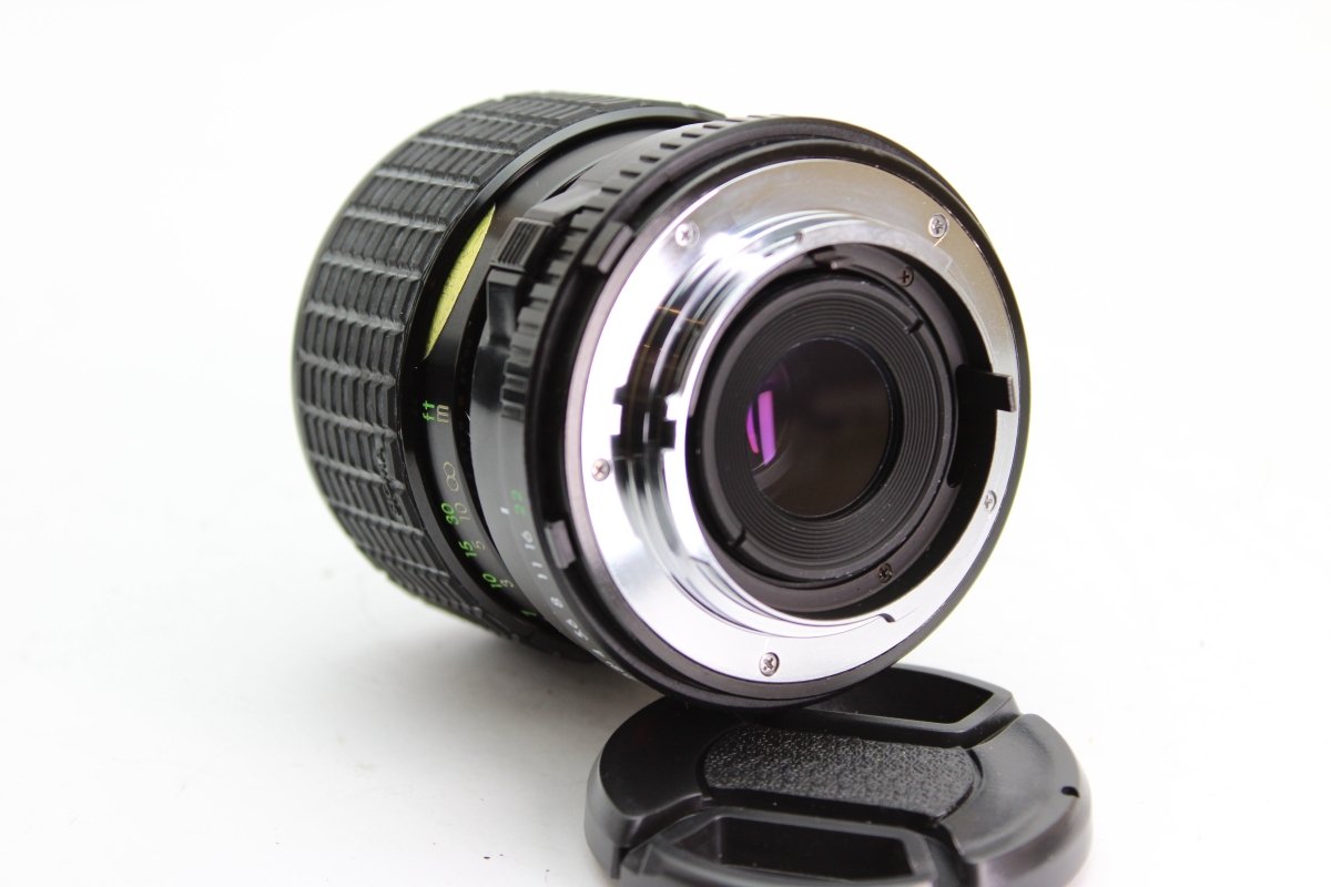 Minolta MD - Sigma 35 - 70mm f2.8 - 4 (#2454) - Sigma