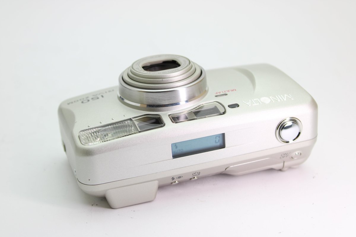 Minolta Riva Zoom 150 (#2462) - Minolta