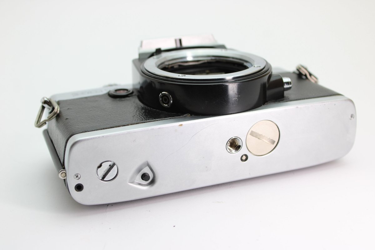 Minolta XG 9 Body (#2419) - Minolta