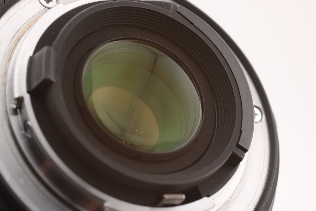 Nikon AF - S nikkor 18 - 200mm f3.5 - 5.6 G ED (4867) - Nikon