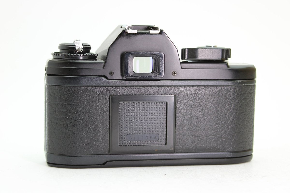 Nikon EM Black Body (#3568) - Nikon