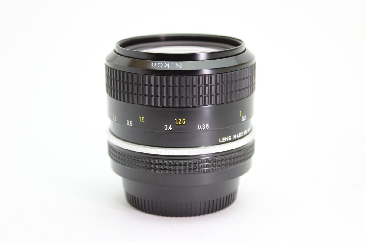 Nikon Nikkor 35mm f2 Pre - AI (#3239) - Nikon