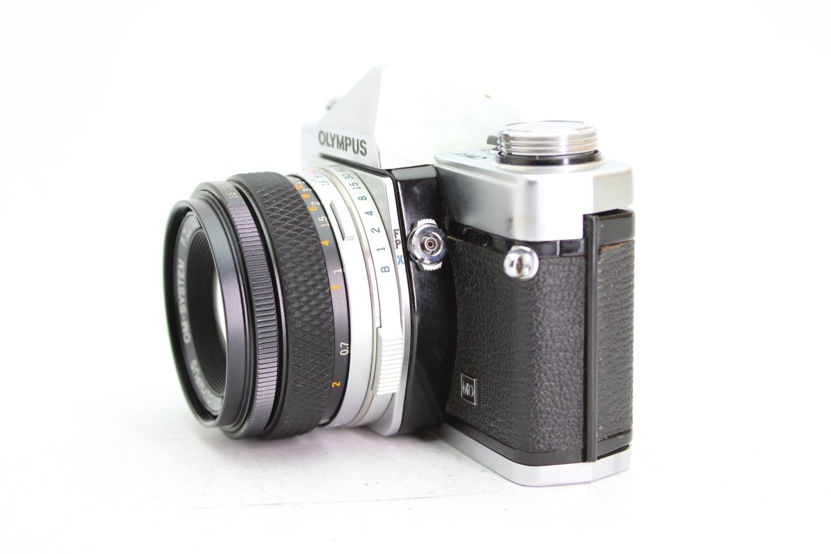 Olympus OM - 1 + 50mm f1.8 (#3450) - Olympus