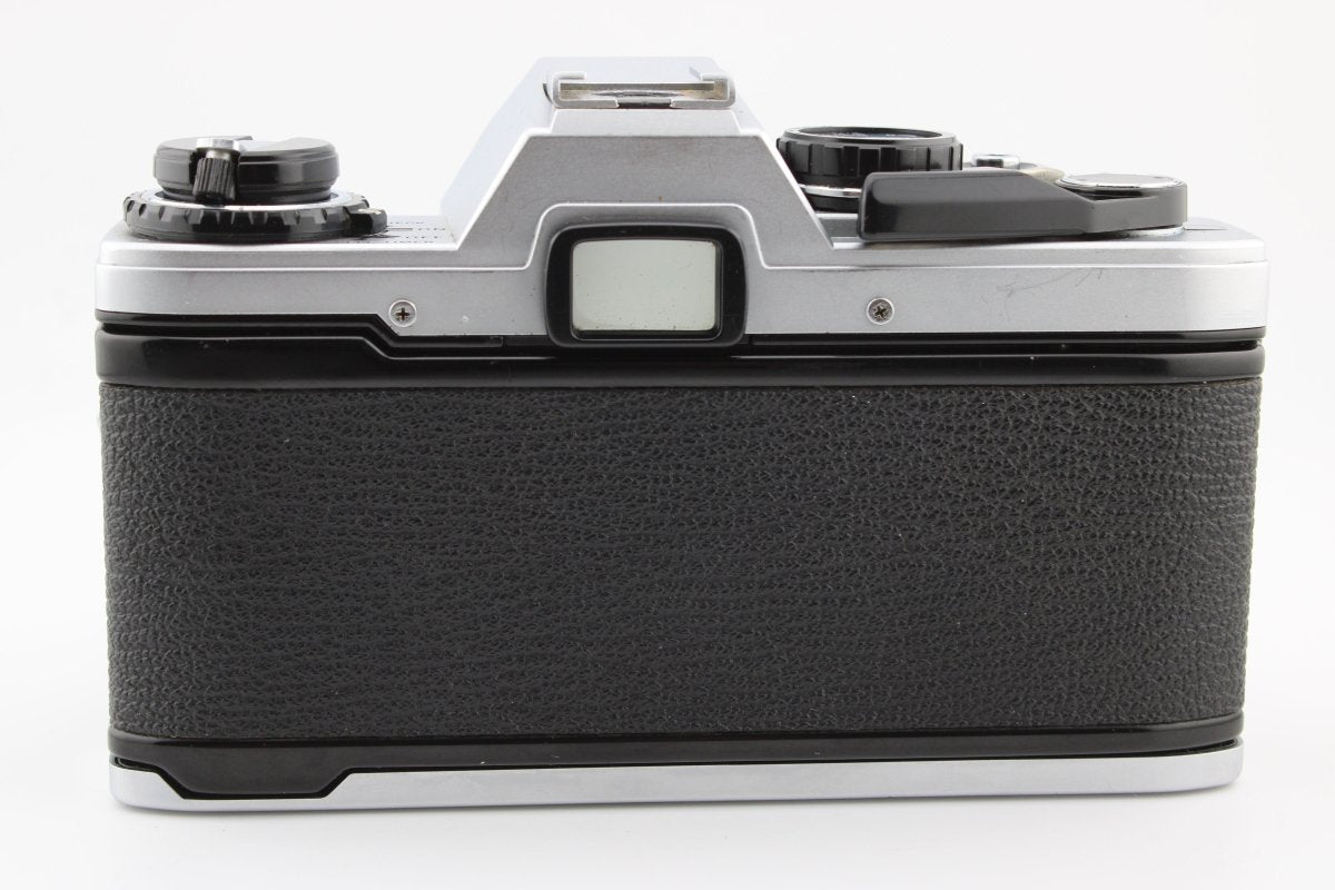 Olympus OM - 10 + 50mm f1.8 (4461) - Olympus