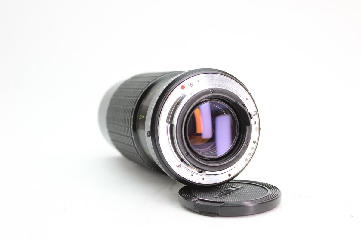 Pentax K - Sigma 70-210mm f4.5 (#2032) - Sigma