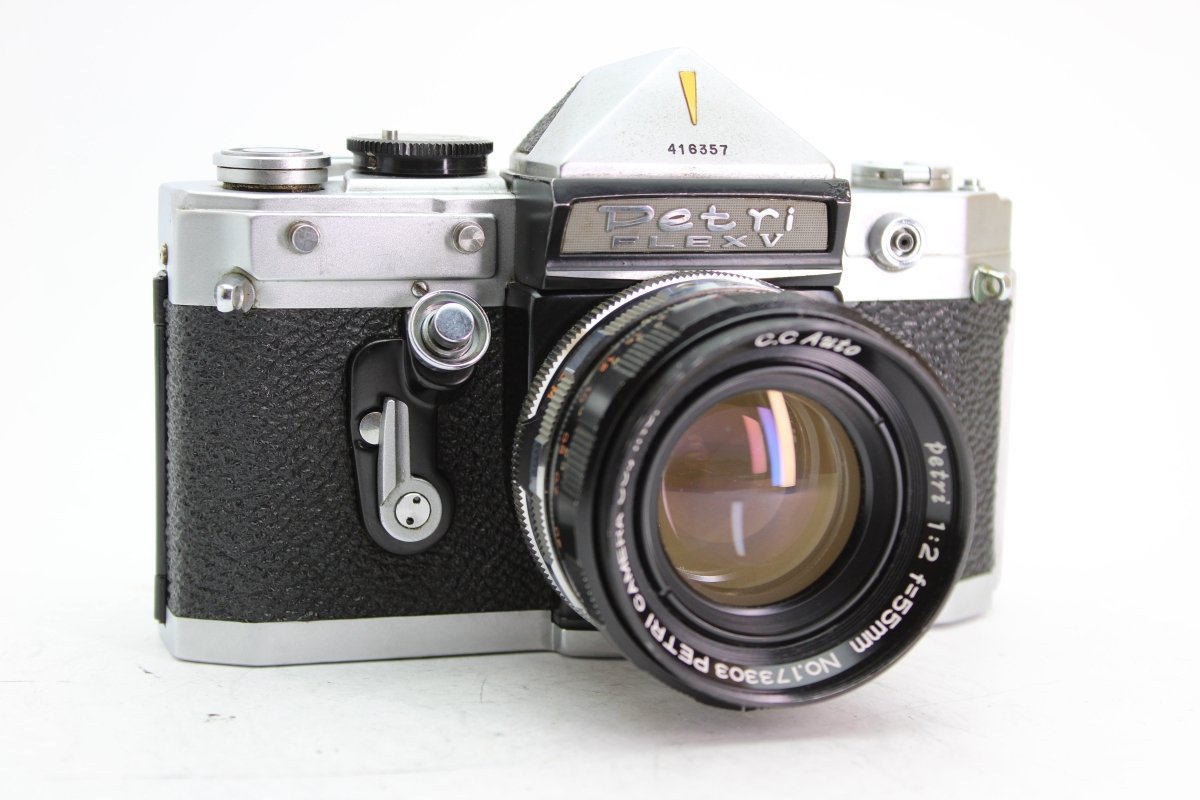 Petri Flex V + 55mm f2 (#3550) - Petri