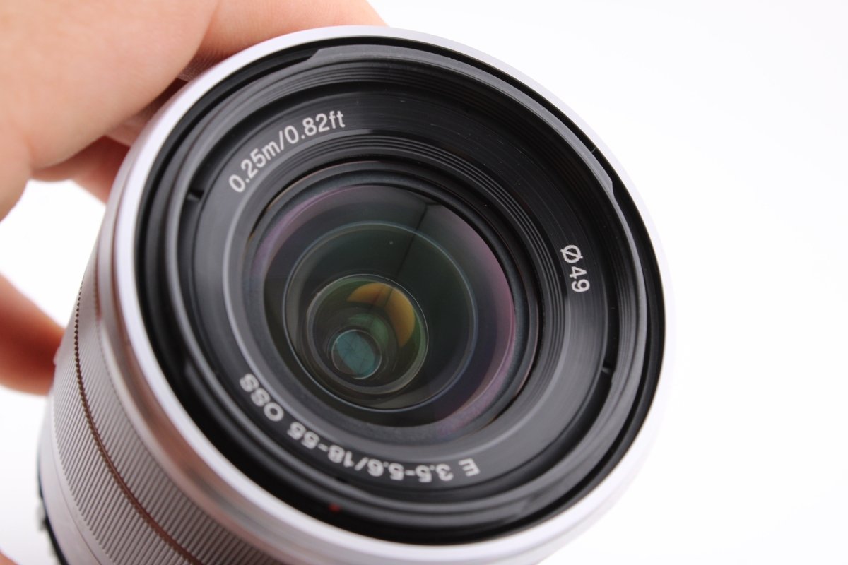 Sony E OSS 18 - 55mm f3.5 - 5.6 (4132) - Sony
