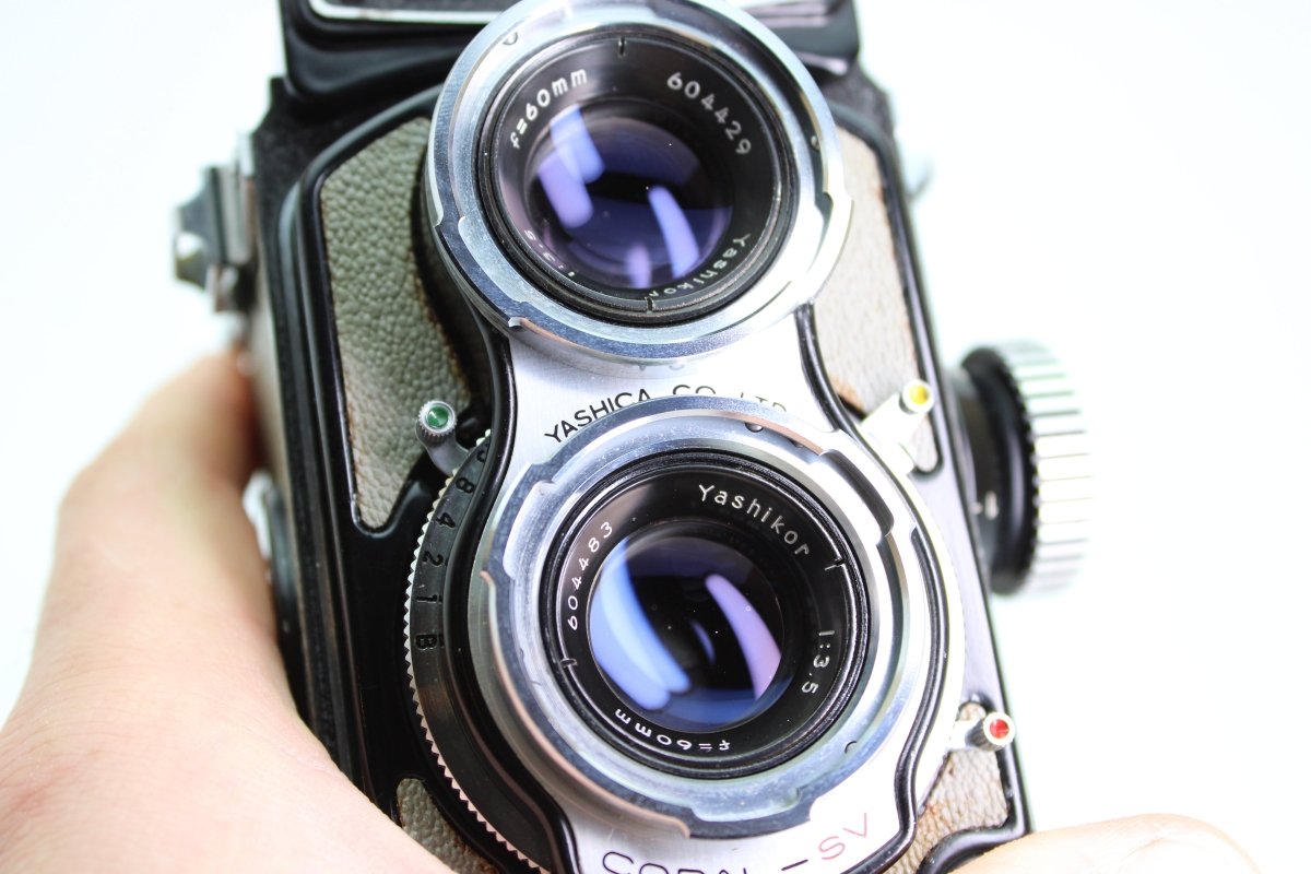 Yashica - 44 TLR (#3376) - Yashica