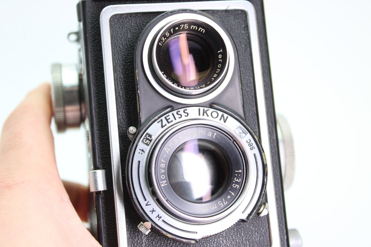Zeiss Ikon Ikoflex TLR (#3379) - Zeiss Ikon